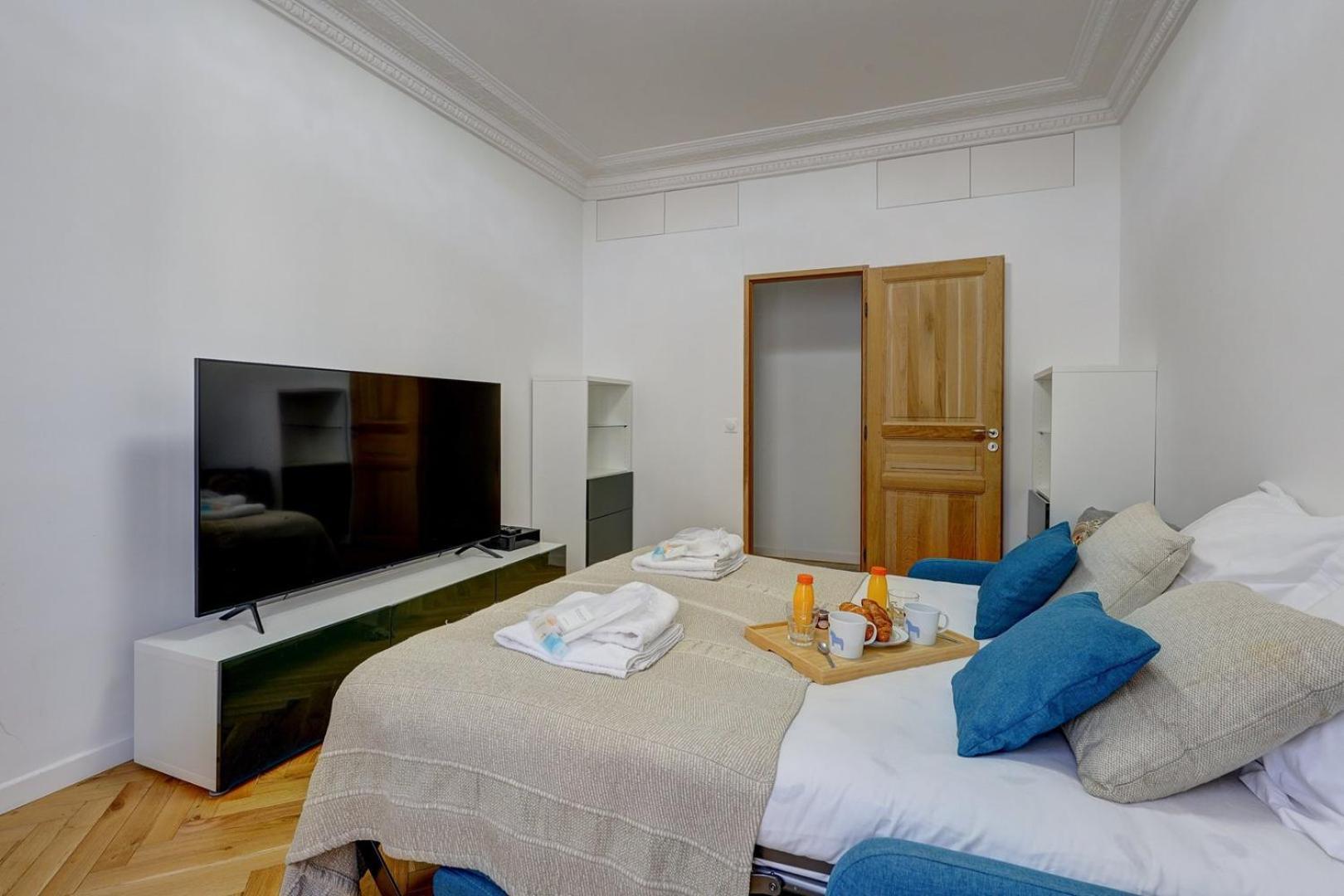 Mericourt Suite, Place De La Republique Apartment Paris