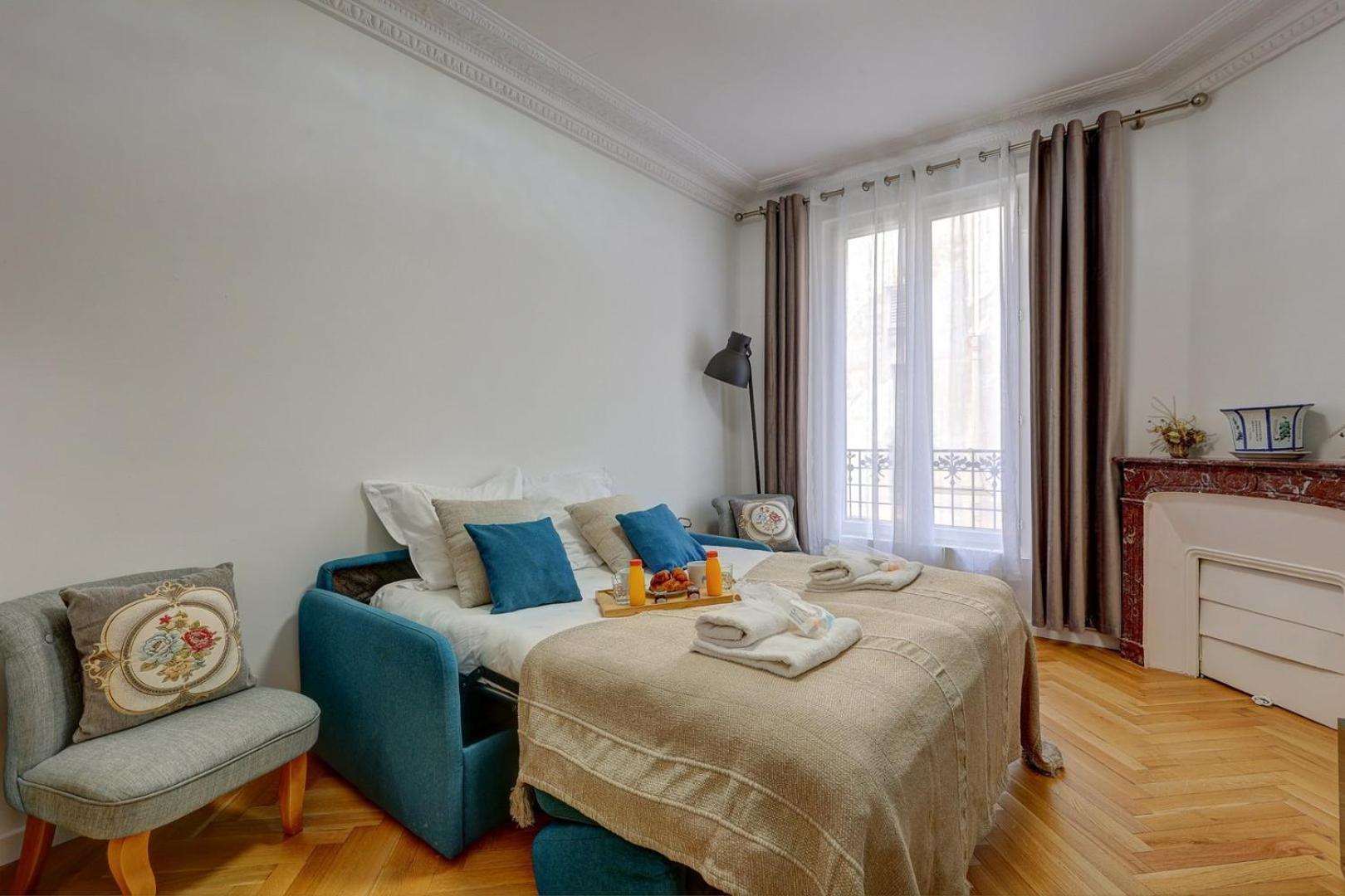 Mericourt Suite, Place De La Republique * Paris